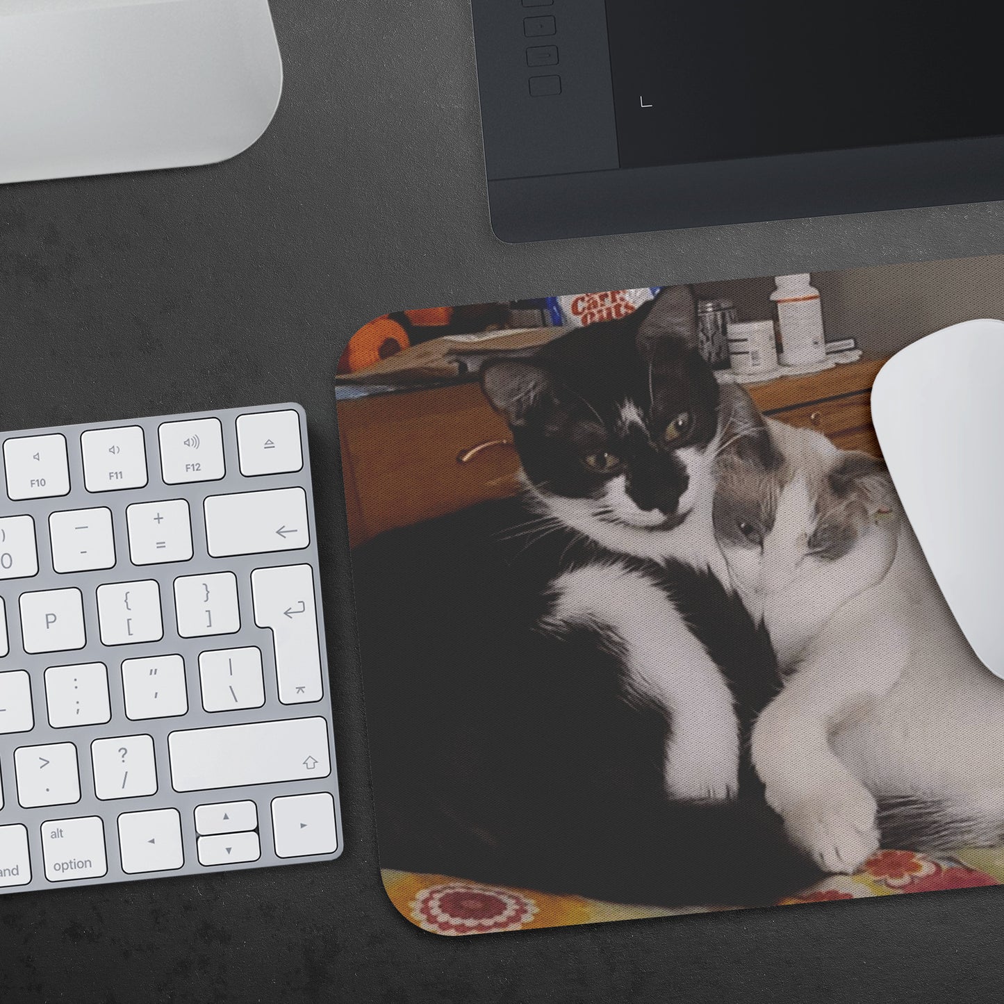 Rose cat mousepad